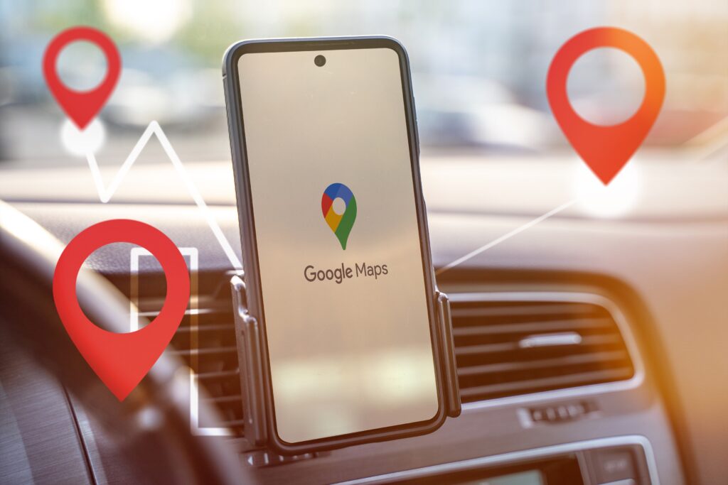 車内でスマホに表示されたGoogle Map